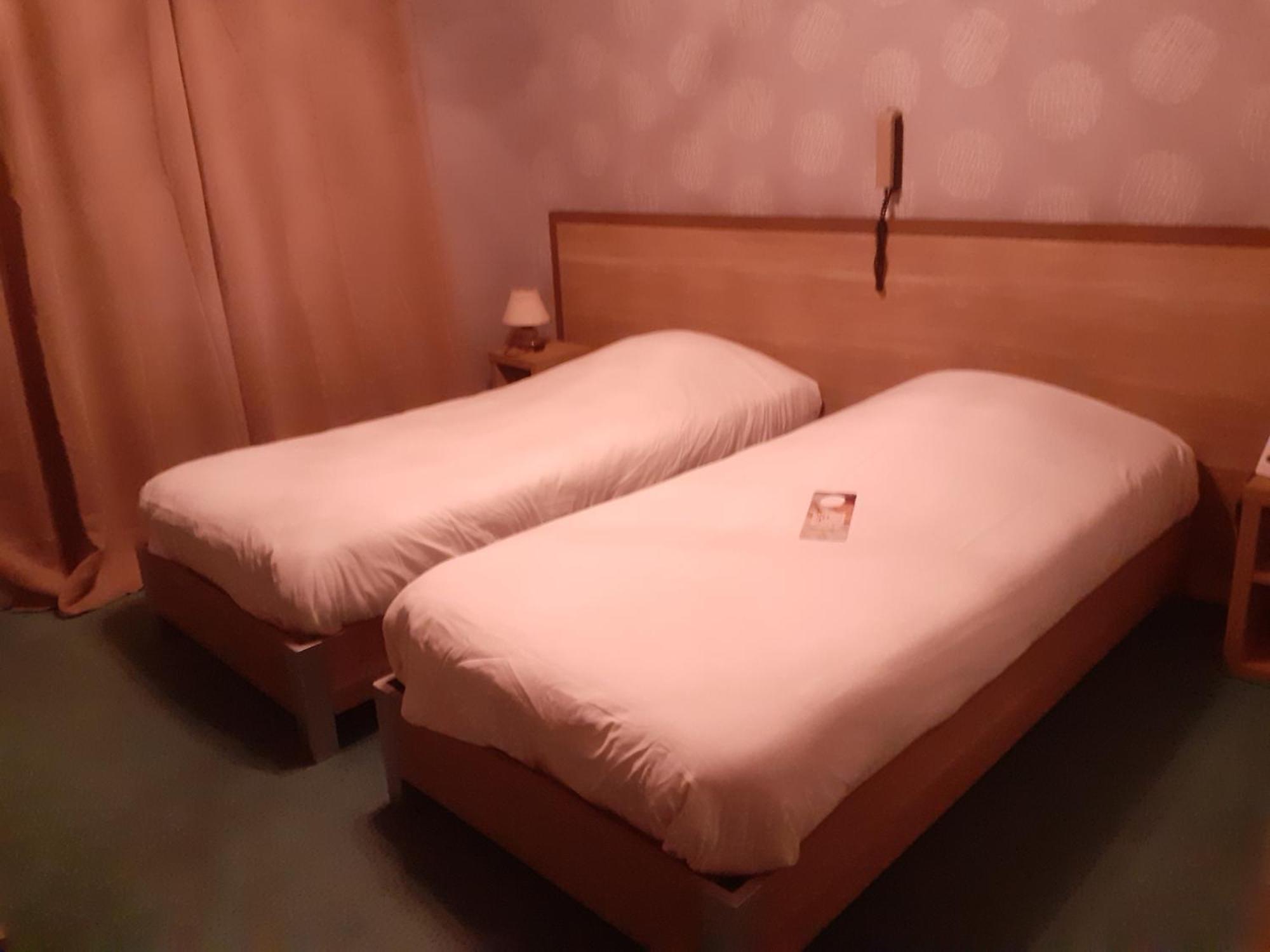 Hotel Auberge De La Bonde Logis Langeais Esterno foto