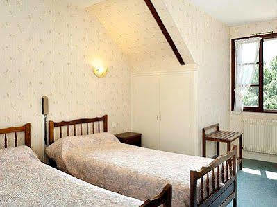 Hotel Auberge De La Bonde Logis Langeais Esterno foto